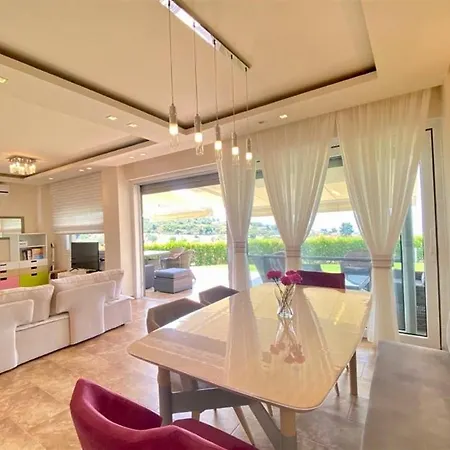 Tamara Luxury Villa Pefkochori